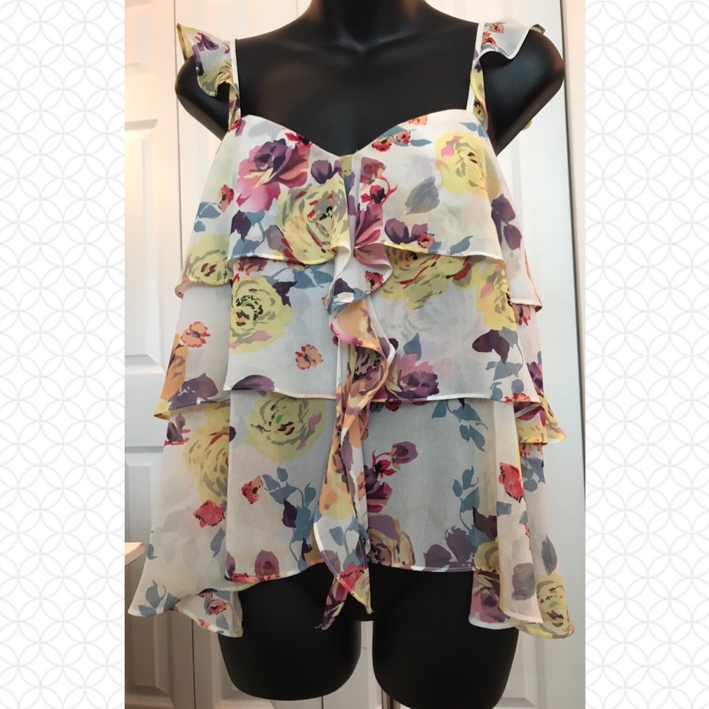 Floral Layered Ruffle Tank Top Forever21 (L)